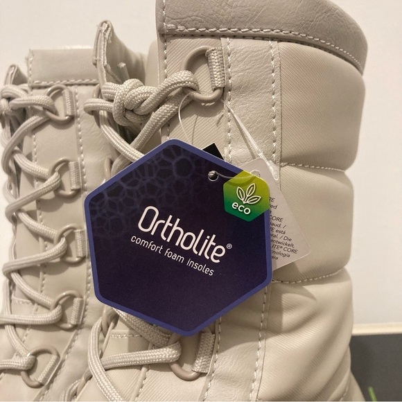 Alpine Design Willow Snow Boot Ivory Women’s White Faux Fur Lined Ortholite NIB - Picture 6 of 9